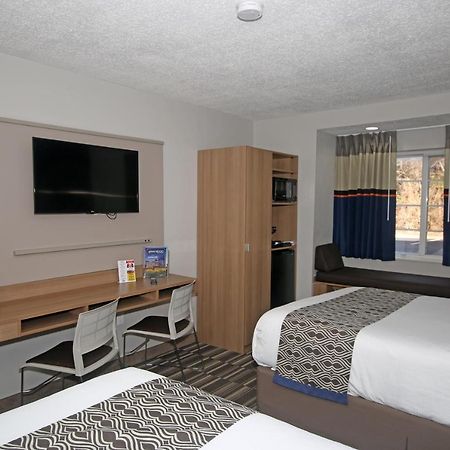 Microtel Inn By Wyndham Greensboro Extérieur photo