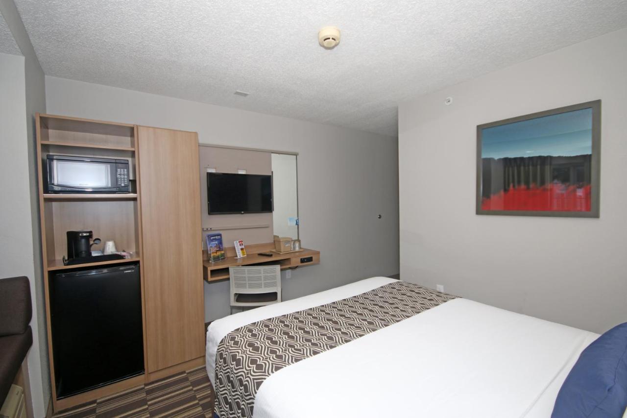 Microtel Inn By Wyndham Greensboro Extérieur photo