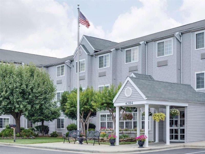 Microtel Inn By Wyndham Greensboro Extérieur photo