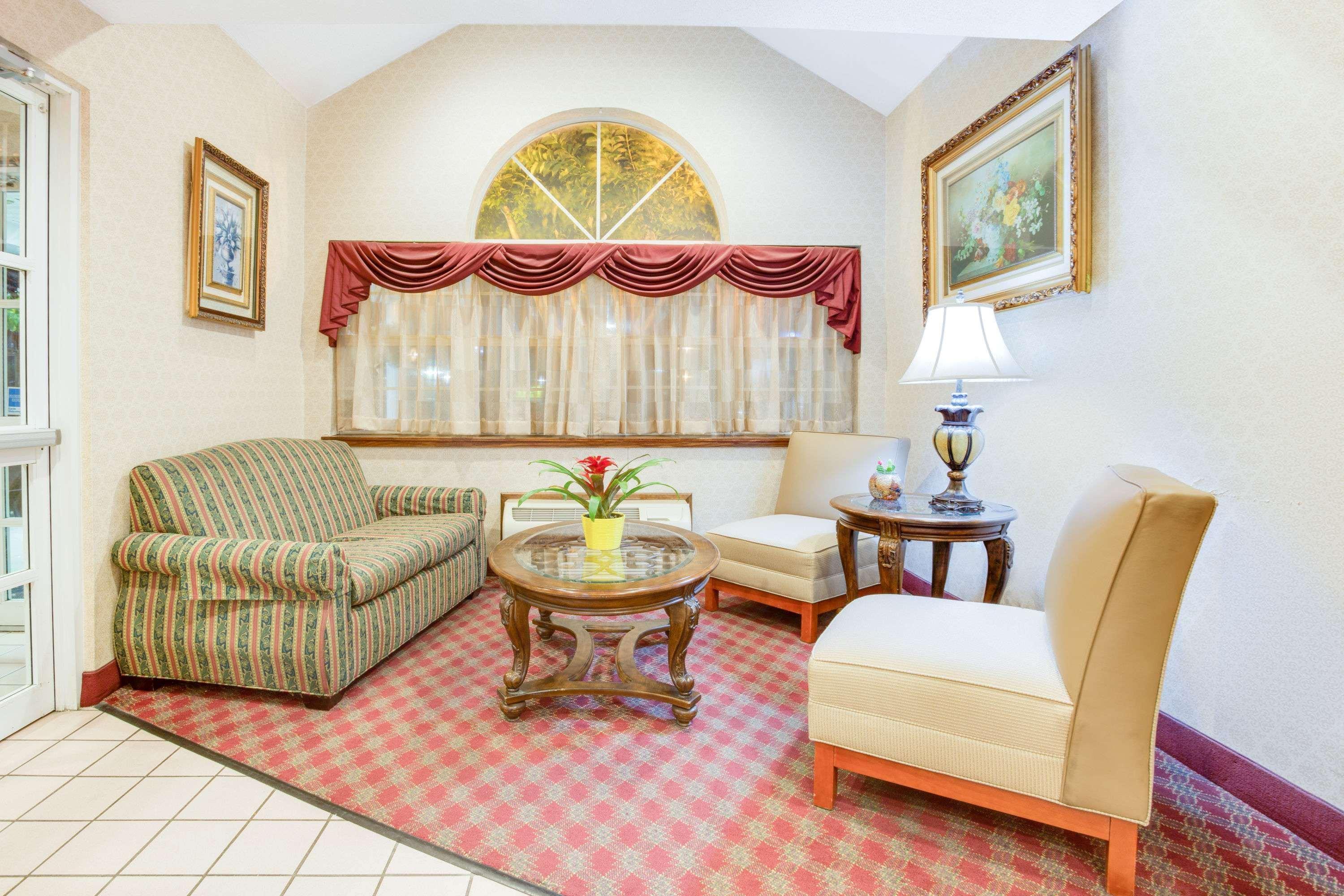 Microtel Inn By Wyndham Greensboro Extérieur photo